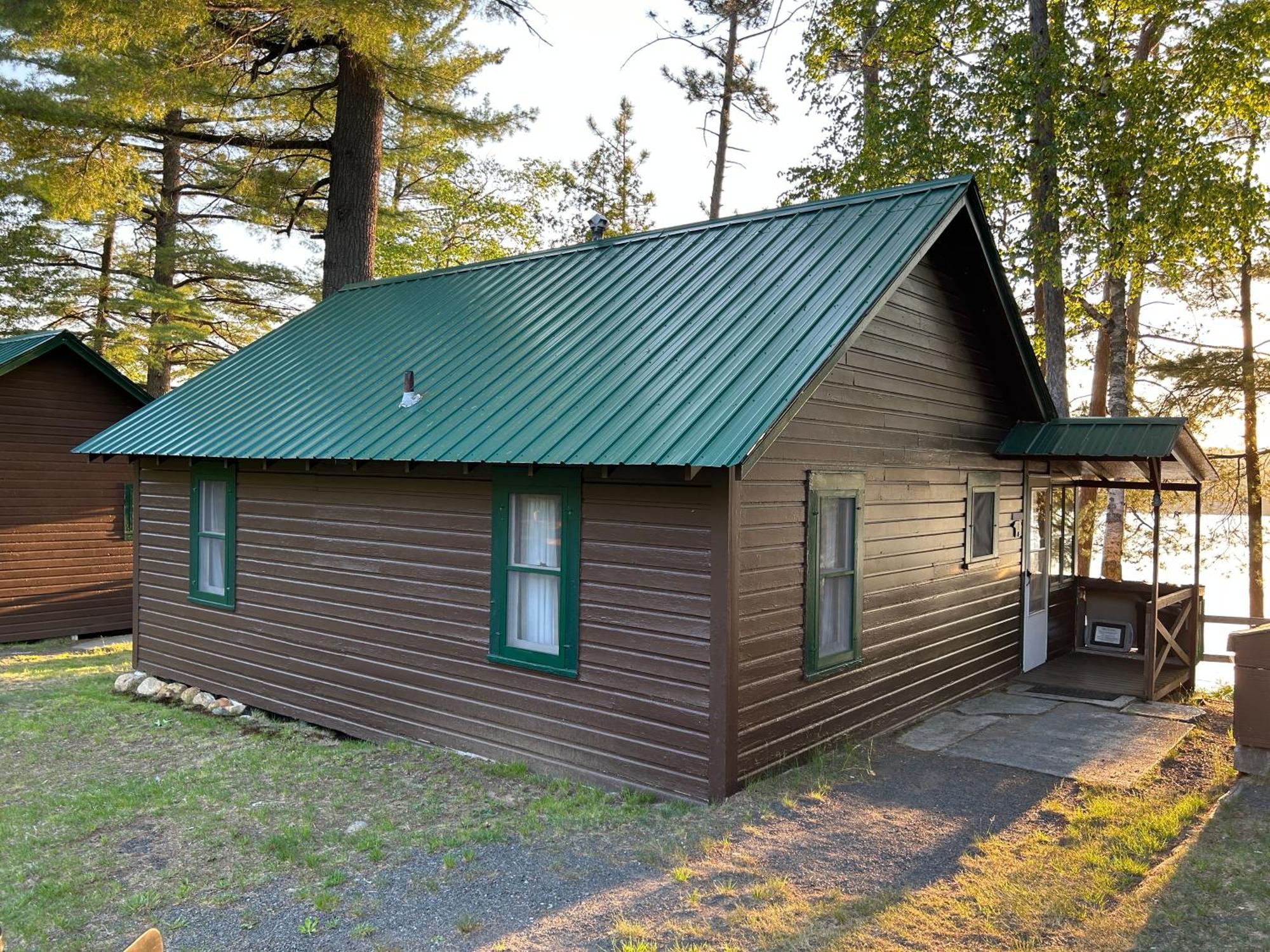 Paddler'S Rest Lakeside Cabins And Motel Long Lake Exteriér fotografie